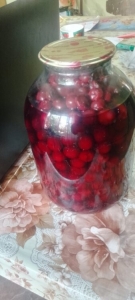 Вишня в собственном соку
